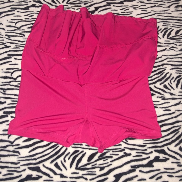 coquette ruffle mini golf skirt with built in shorts - Picture 6 of 7